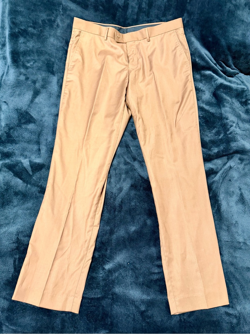 Men's Slim Straight Chinos in Light Khaki